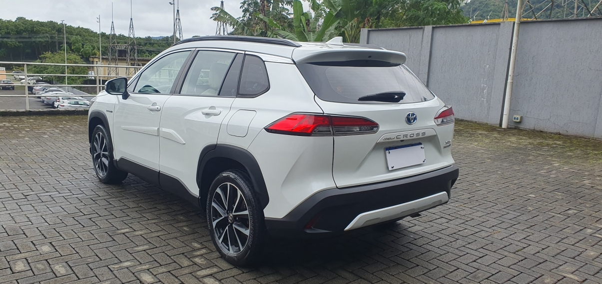 toyota corolla cross 1.8 vvt-i hybrid flex xrx cvt 4p automatico 2022 toyota corolla cross 1.8 vvt-i hybrid flex xrx cvt 4p automatico 2022