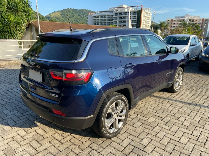 jeep compass 1.3 t270 turbo flex longitude at6 2022 jeep compass 1.3 t270 turbo flex longitude at6 2022