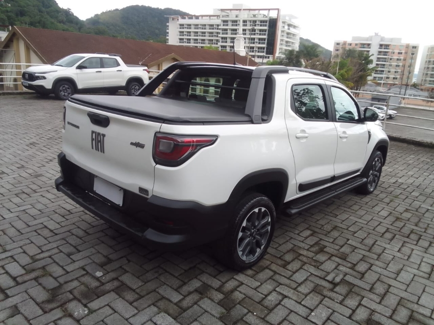 fiat strada 1.0 turbo 200 flex ultra cd cvt 1.3 4p automatico 2024 fiat strada 1.0 turbo 200 flex ultra cd cvt 1.3 4p automatico 2024