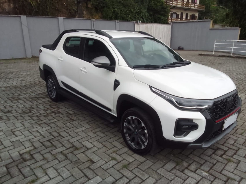fiat strada 1.0 turbo 200 flex ultra cd cvt 1.3 4p automatico 2024 fiat strada 1.0 turbo 200 flex ultra cd cvt 1.3 4p automatico 2024