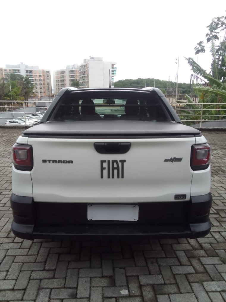fiat strada 1.0 turbo 200 flex ultra cd cvt 1.3 4p automatico 2024 fiat strada 1.0 turbo 200 flex ultra cd cvt 1.3 4p automatico 2024