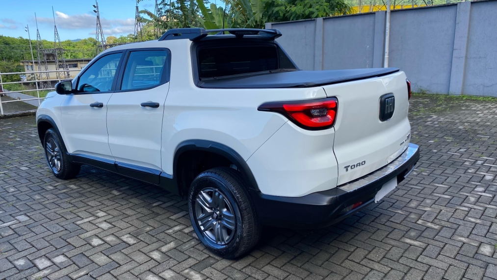 fiat toro 1.3 turbo 270 flex endurance at6 4p automatico 2024 fiat toro 1.3 turbo 270 flex endurance at6 4p automatico 2024