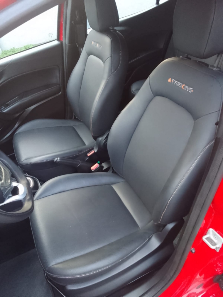 fiat argo 1.3 firefly flex trekking cvt 4p automatico 2024 fiat argo 1.3 firefly flex trekking cvt 4p automatico 2024