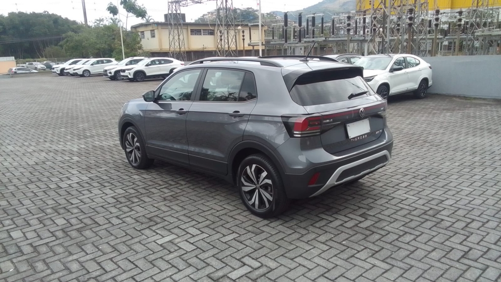 volkswagen t-cross 1.0 200 tsi total flex automatico 4p 2025 volkswagen t-cross 1.0 200 tsi total flex automatico 4p 2025
