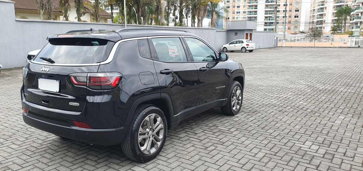 jeep compass 1.3 t270 turbo flex longitude at6 4p automatico 2024 jeep compass 1.3 t270 turbo flex longitude at6 4p automatico 2024