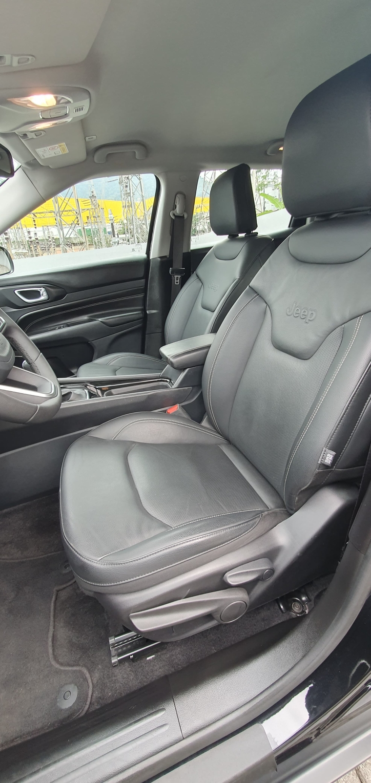 jeep compass 1.3 t270 turbo flex longitude at6 4p automatico 2024 jeep compass 1.3 t270 turbo flex longitude at6 4p automatico 2024