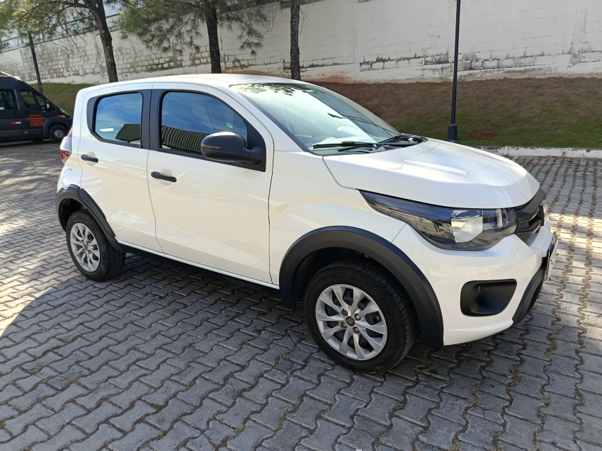 fiat mobi 1.0 evo flex like. manual 4p 2025