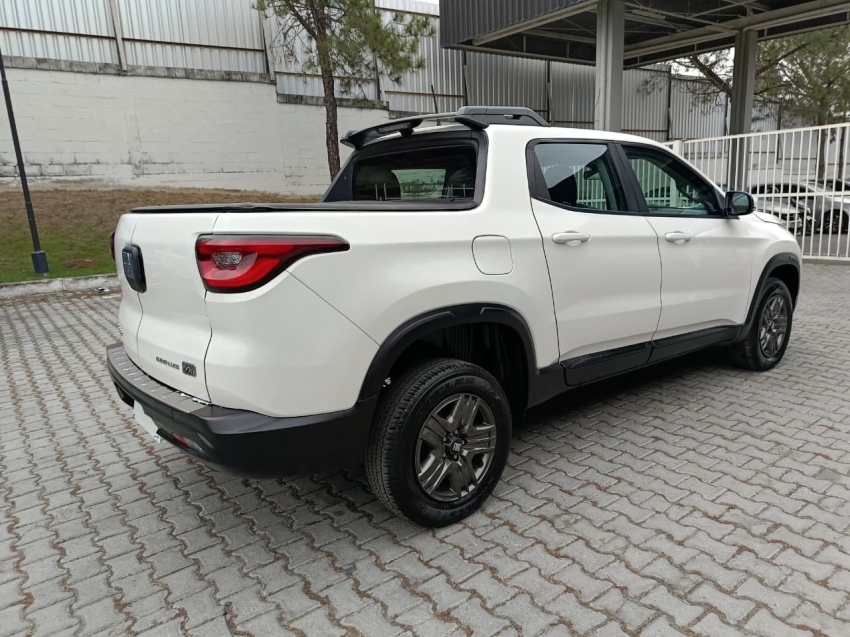 fiat toro 1.3 turbo 270 flex endurance at6 4p automatico 2024 fiat toro 1.3 turbo 270 flex endurance at6 4p automatico 2024