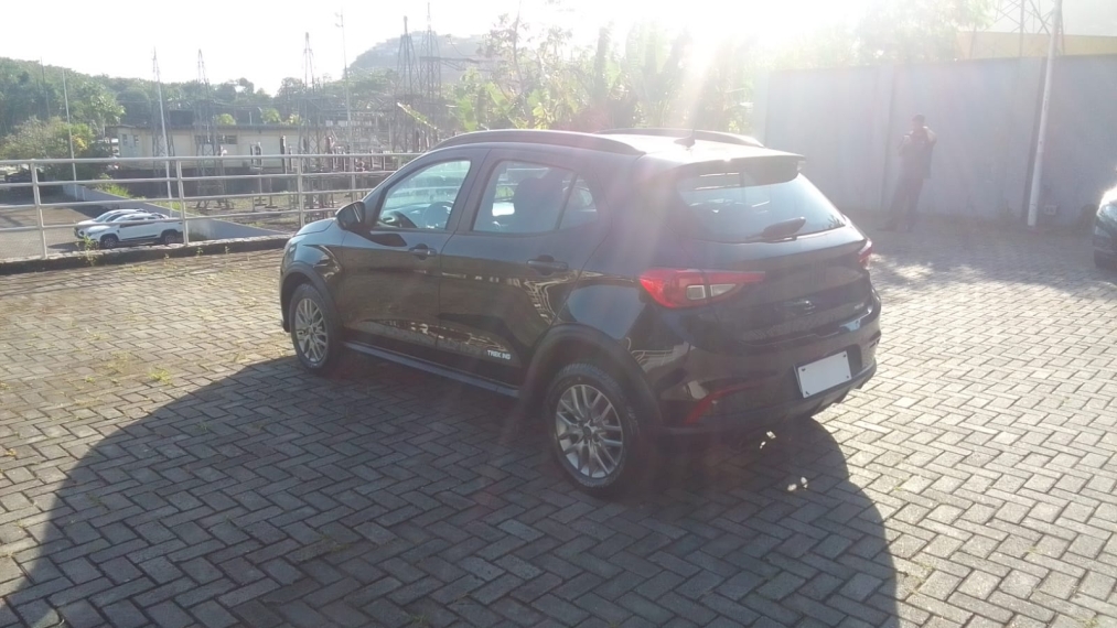 fiat argo 1.3 firefly flex trekking manual 4p 20219