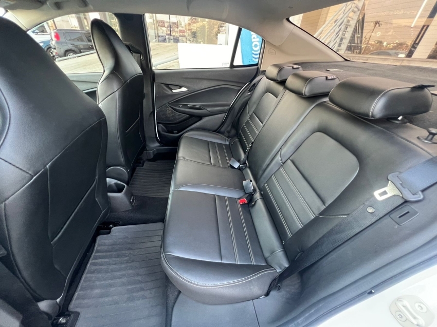 chevrolet onix sedan  1.0 flex plus manual 2022