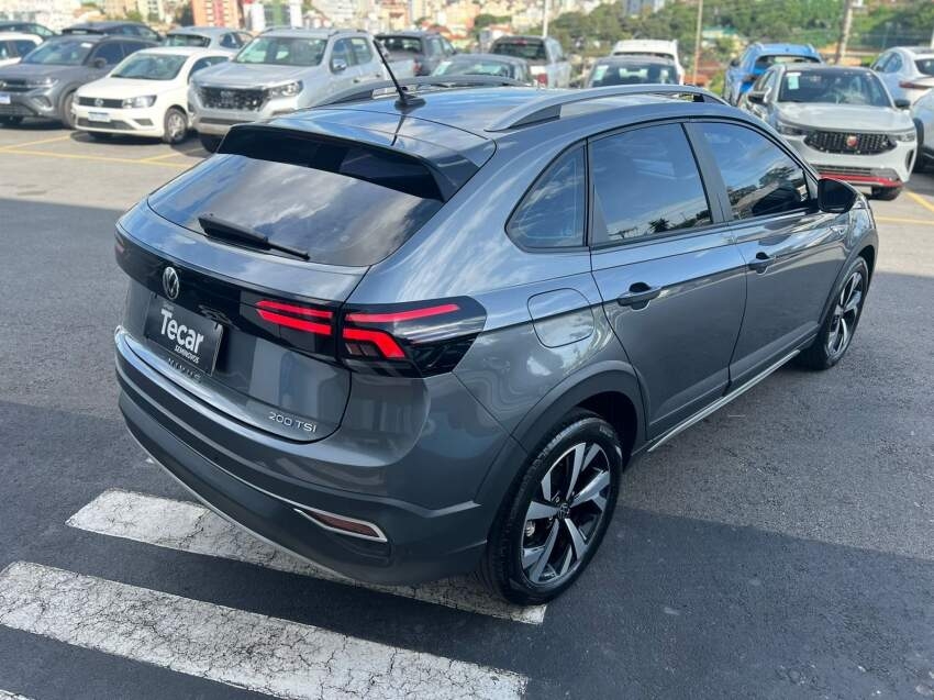 volkswagen nivus highline 1.0 200 turbo tsi  flex automatico 2022