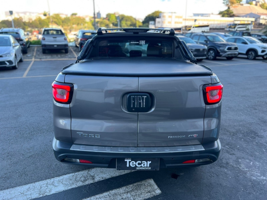 fiat toro freedom turbo 4x4 diesel 2.0 16v at9 automatico 2021/2021