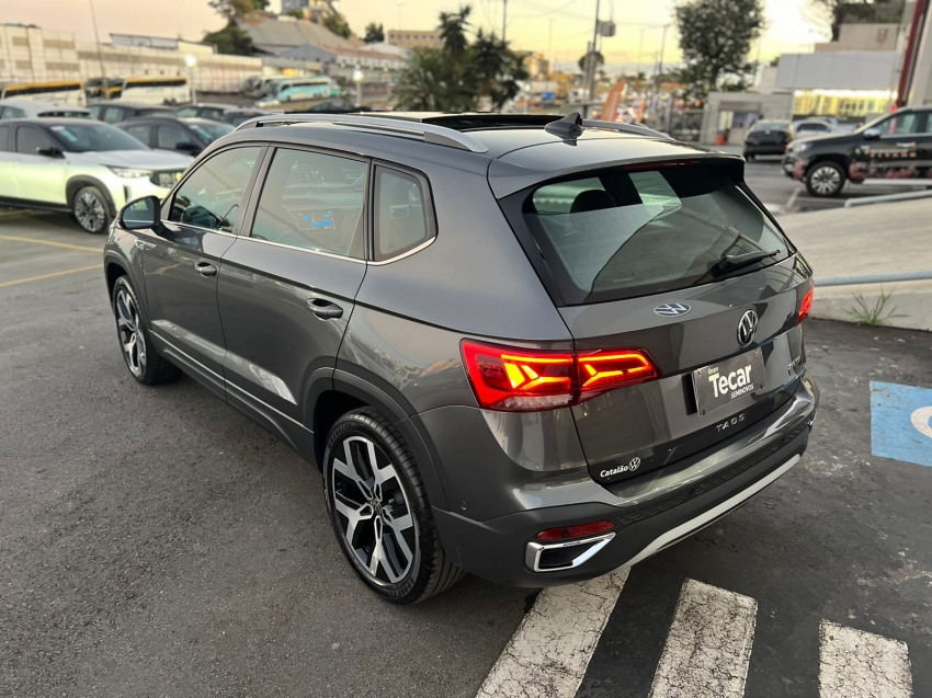 volkswagen taos highline 1.4 turbo tsi  250 flex teto solar 2024