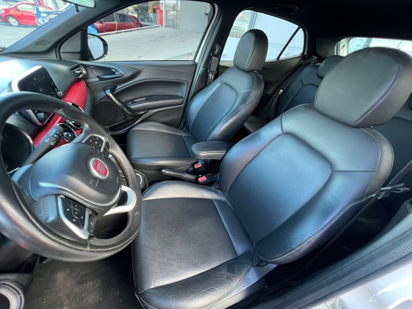 fiat argo hgt at6 1.8 automatico 2020