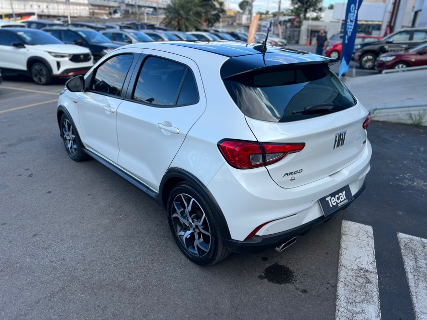 fiat argo hgt at6 1.8 automatico 2020