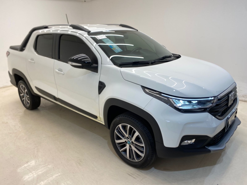 fiat strada 1.3 firefly flex volcano cd cvt 4p automatico 2025 fiat strada 1.3 firefly flex volcano cd cvt 4p automatico 2025