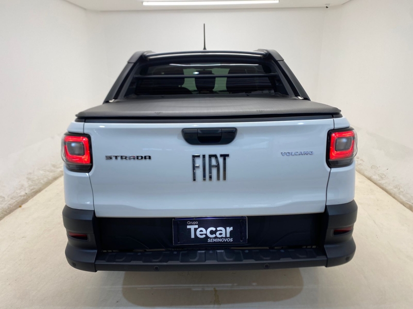 fiat strada 1.3 firefly flex volcano cd cvt 4p automatico 2025