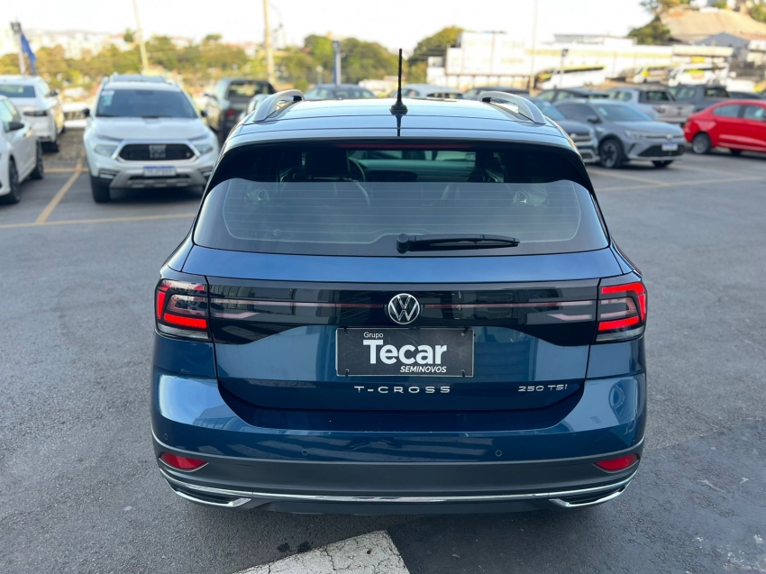 volkswagen  t-cross highline 1.4 250 turbo flex tsi automatico 2023