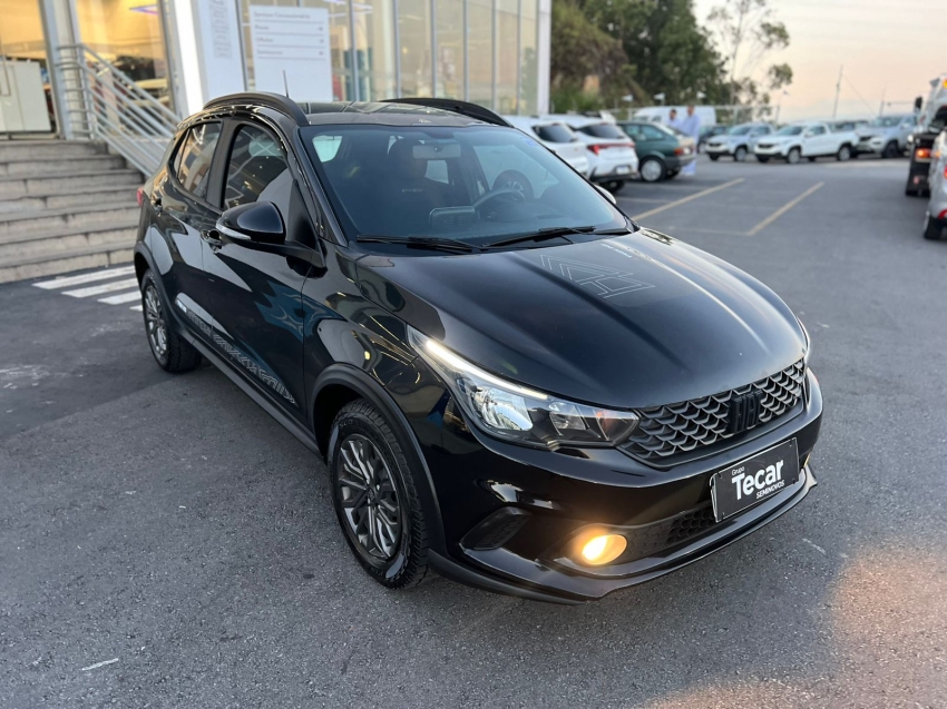 fiat argo trekking 1.3 8v flex manual 2021
