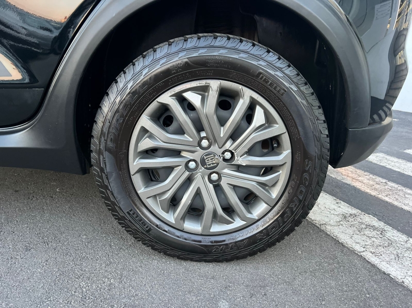 fiat argo trekking 1.3 8v flex manual 2021