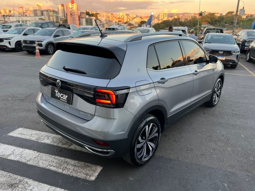 volkswagen t-cross highline 1.4 250 turbo tsi flex automatico 2024