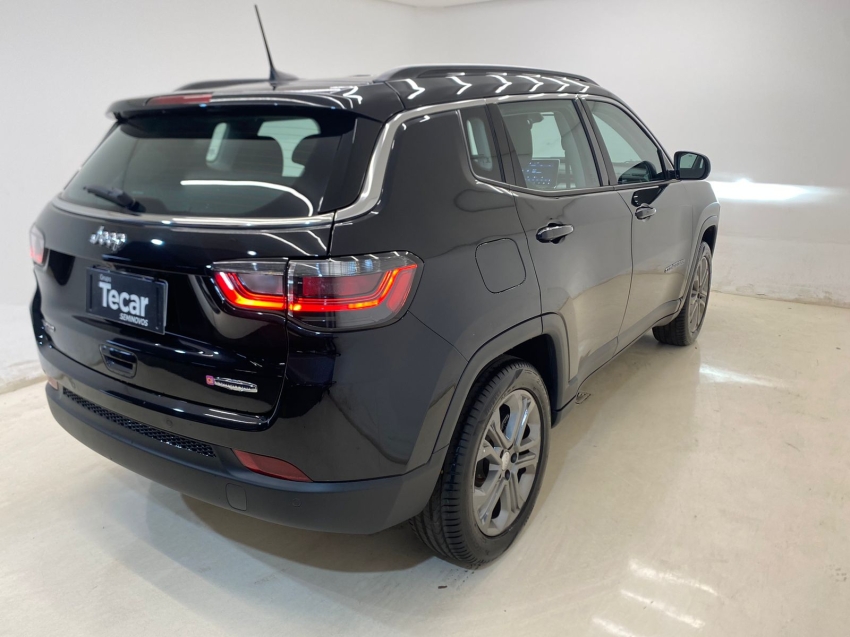 jeep compass 1.3 t270 turbo flex longitude at6 4p automatico 2024
