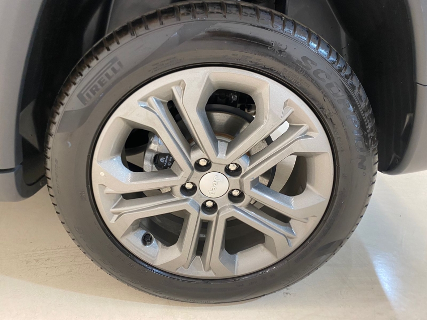jeep compass 1.3 t270 turbo flex longitude at6 4p automatico 2024