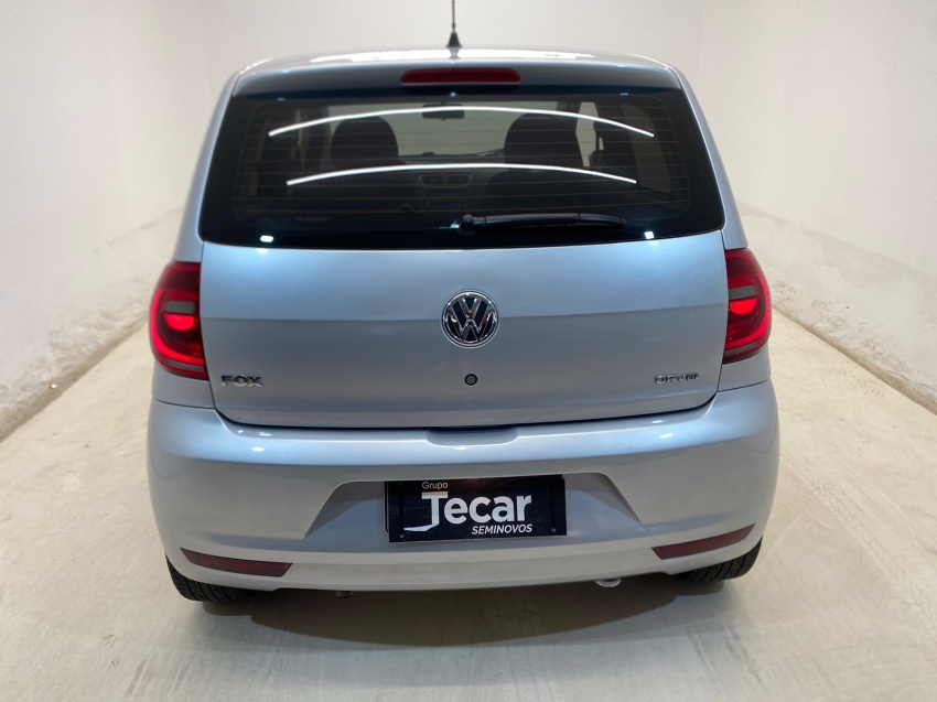 volkswagen fox 1.0 mi 8v flex 4p manual 2014
