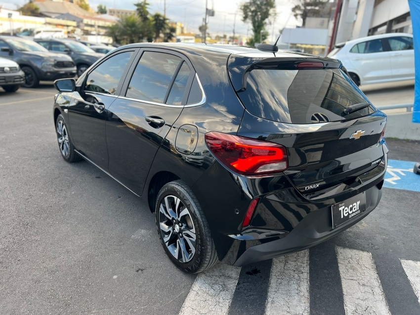 chevrolet onix hatch  premier pr2 at turbo automatico 2024