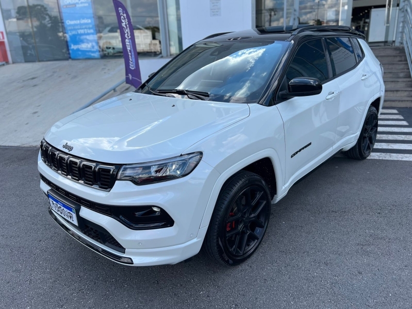 jeep compass blackhawk hurricane 2.0 4x4 turbo automatico gasolina 2025. jeep compass blackhawk hurricane 2.0 4x4 turbo automatico gasolina 2025.