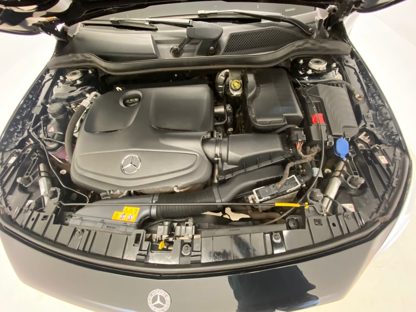 mercedes-benz gla 200 1.6 cgi flex night 7g-dct 4p automatico 2019