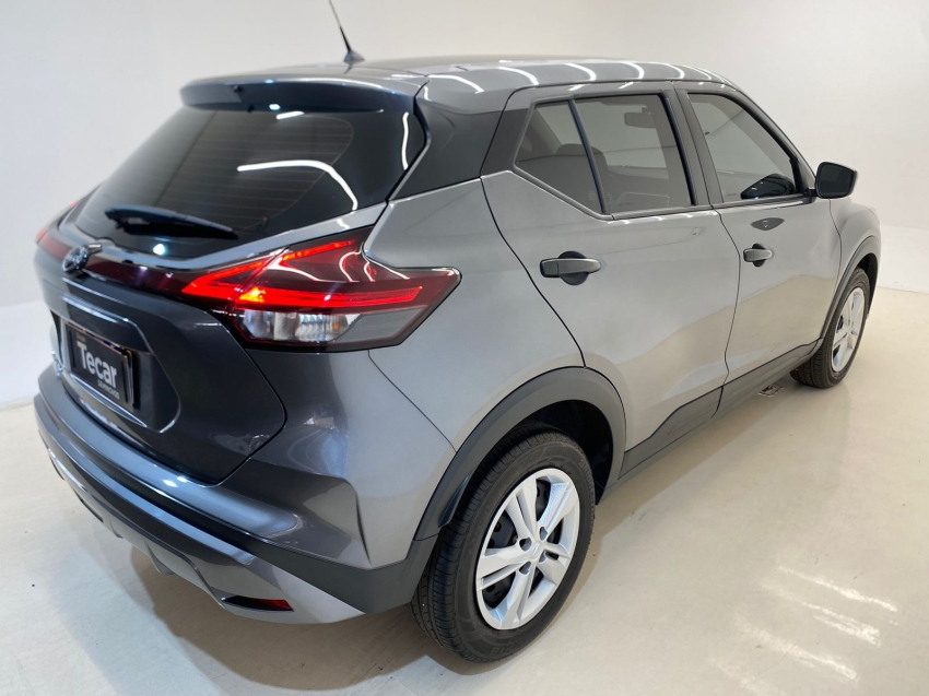 nissan kicks advance