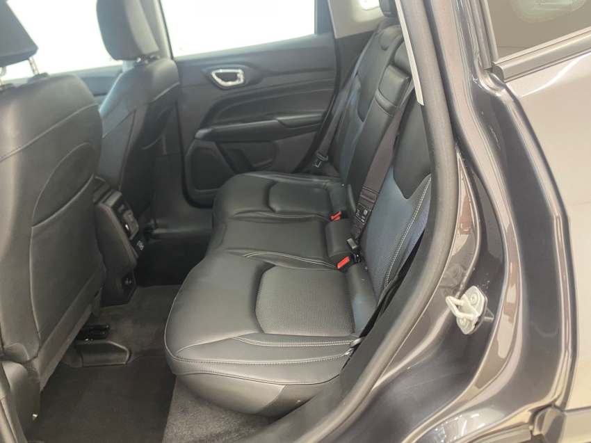 jeep compass longitude 1.3 t270 at6 turbo automatico  2023
