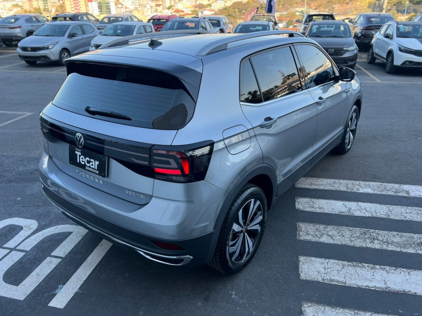 t-cross hl