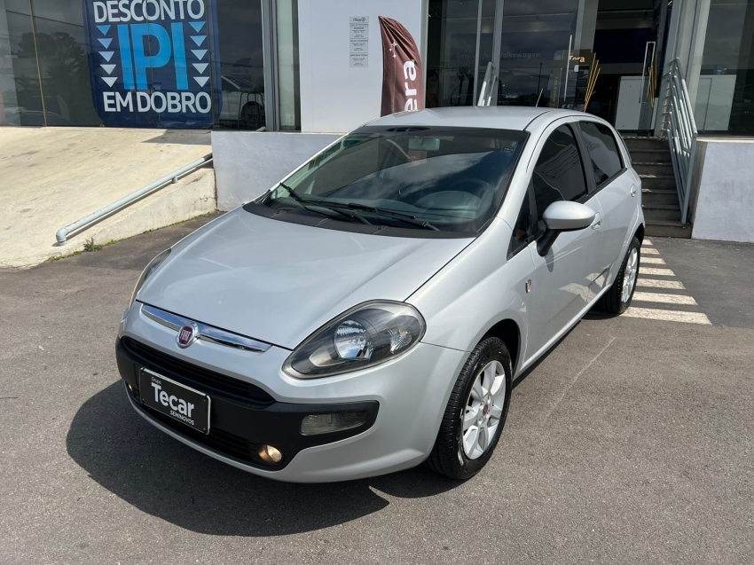 fiat punto attractive 1.4 flex manual 2015 fiat punto attractive 1.4 flex manual 2015