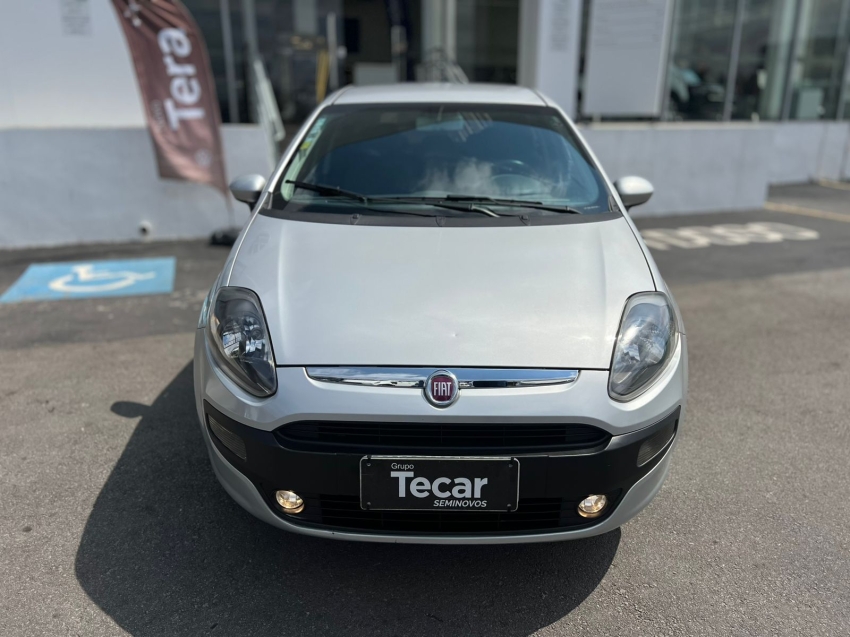 fiat punto attractive 1.4 flex manual 2015