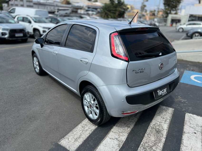 fiat punto attractive 1.4 flex manual 2015