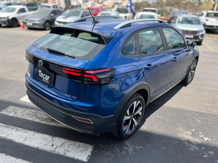 nivus highline 1.0 200 tsi turbo flex automatico 2023