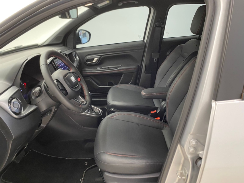 fiat strada  ultra 1.0 turbo 200 flex automatico 2025