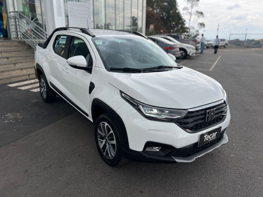 fiat strada volcano cabine dupla 1.3 firefly flex manual 2021/2021