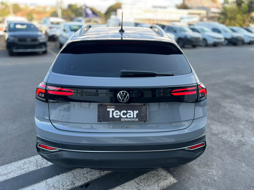 volkswagen nivus highiline 1.0 200 turbo tsi flex automatico 2023