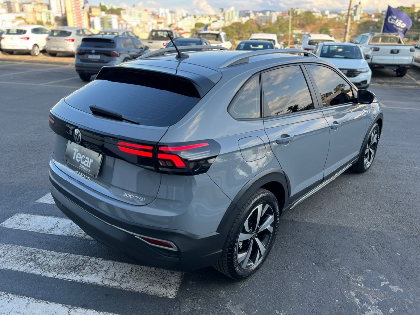 volkswagen nivus highiline 1.0 200 turbo tsi flex automatico 2023