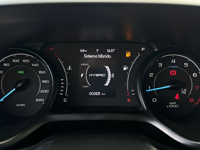 fiat fastback 1.0 turbo 200 hybrid  audace automatico 2025