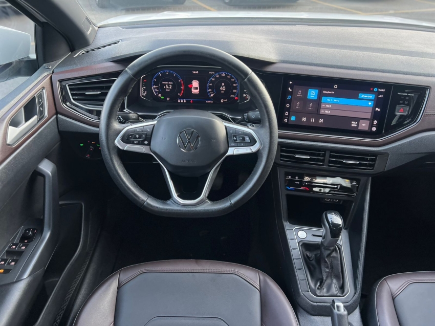 volkswagen virtus highline 1.0 200 turbo tsi automatico 2024