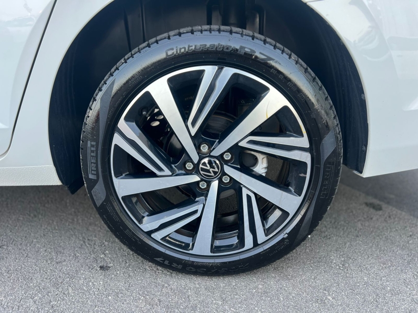 volkswagen virtus highline 1.0 200 turbo tsi automatico 2024