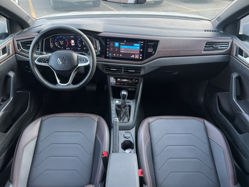 volkswagen virtus highline 1.0 200 turbo tsi automatico 2024
