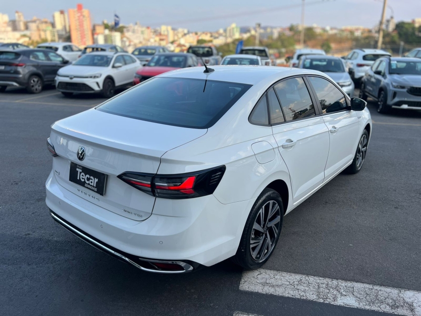 volkswagen virtus highline 1.0 200 turbo tsi automatico 2024