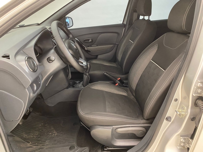 renault sandero stepway zen sce 1.0 12v  manual 2025