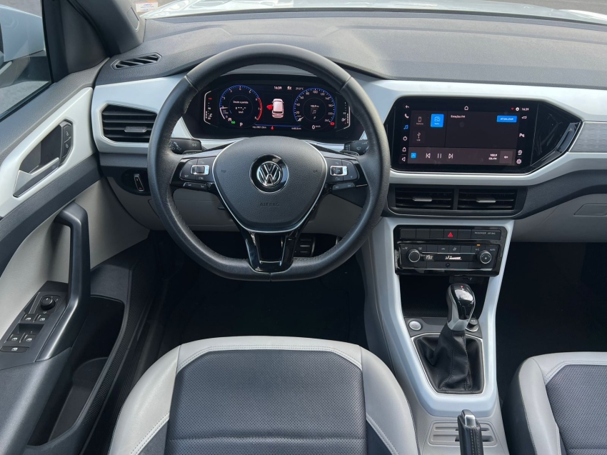 volkswagen t-cross  highline 1.4 250 turbo tsi automatico4