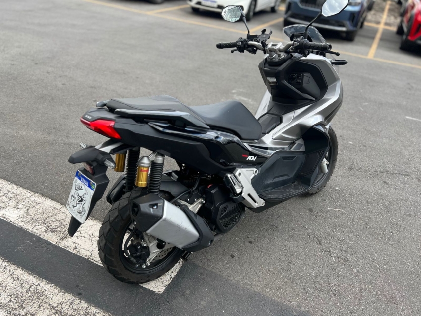 honda adv